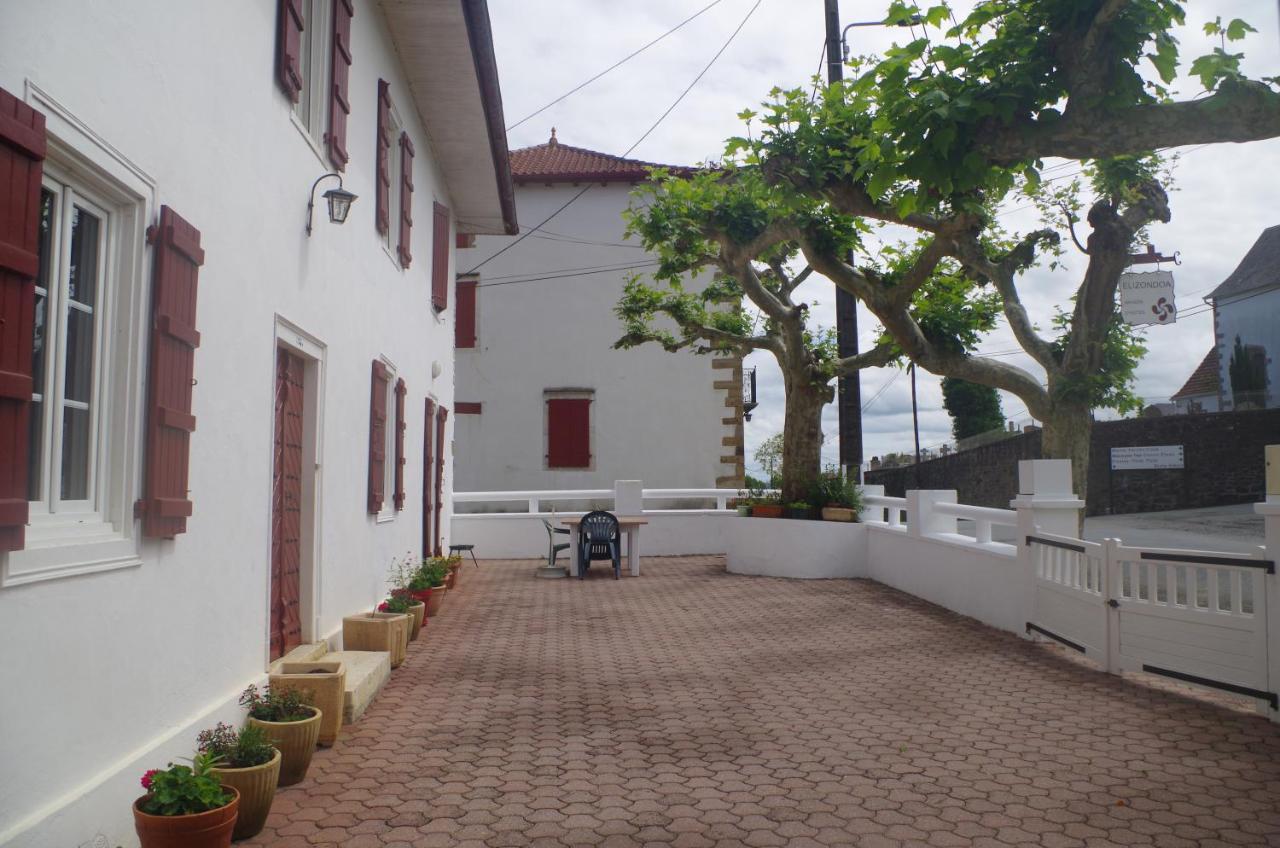 Maison Elizondoa - Chambres, Restaurant Et Spa Masparraute Buitenkant foto